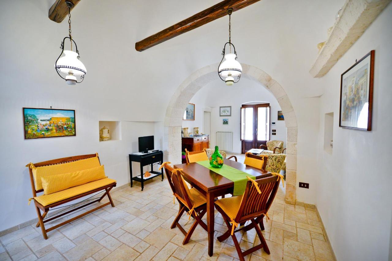 I Trulli Di Alejandro Villa Locorotondo Buitenkant foto