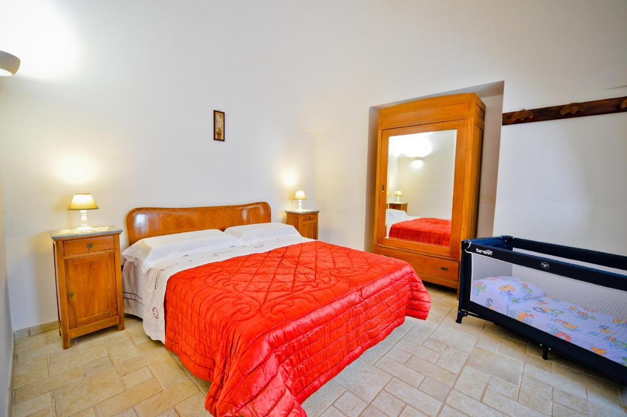 I Trulli Di Alejandro Villa Locorotondo Buitenkant foto