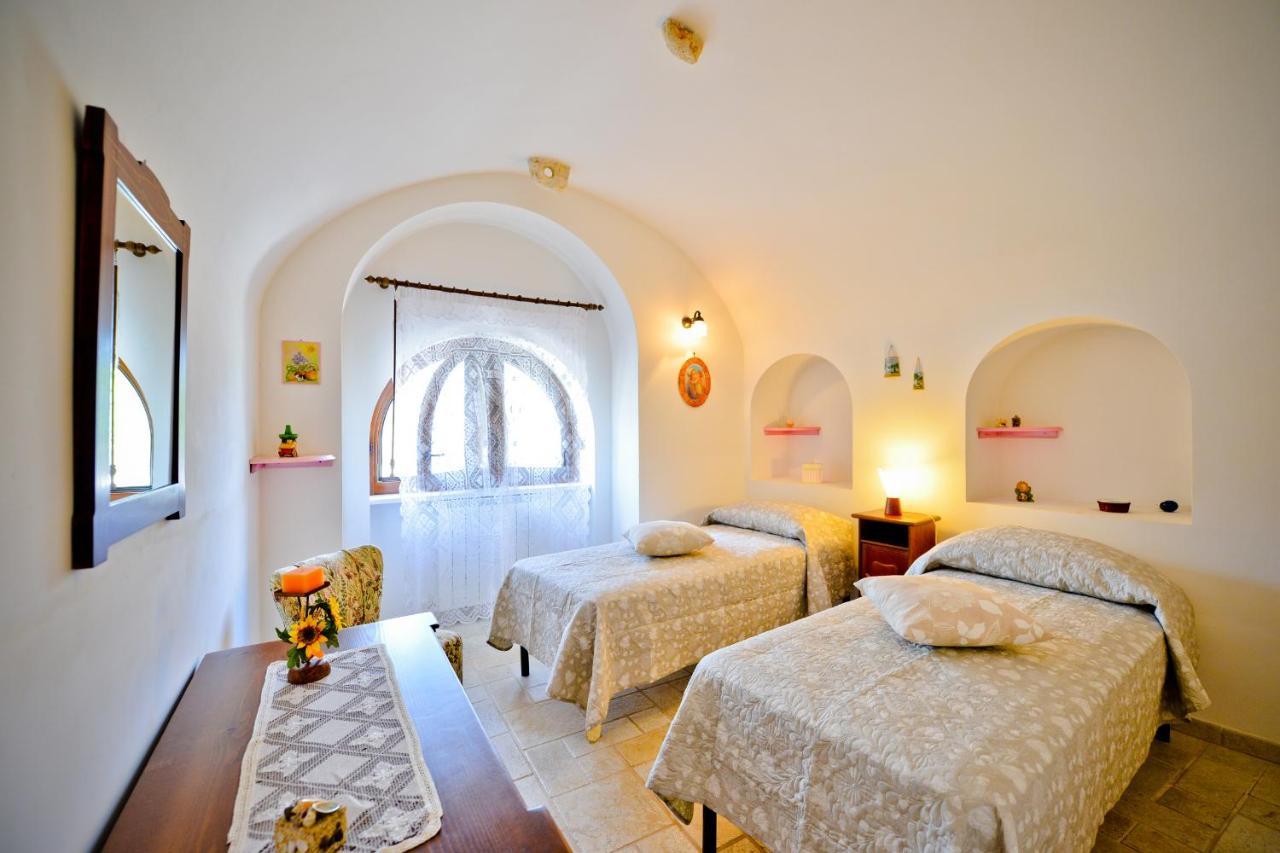 I Trulli Di Alejandro Villa Locorotondo Buitenkant foto
